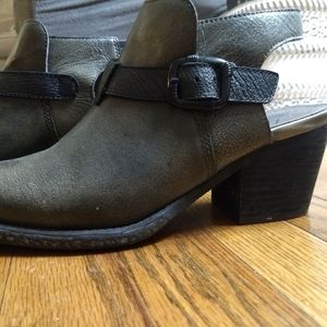 OTBT Des Peres Ankle Boots 9